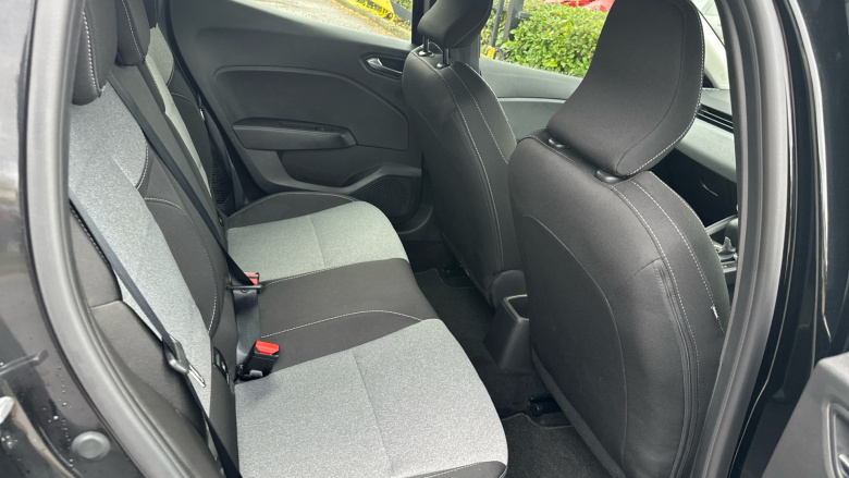 Renault Clio 1.6 E-TECH full hybrid 145 Evolution 5dr Auto Hybrid Hatchback